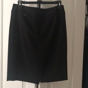 Black Calvin Klein pencil skirt 8 petite worn 2x